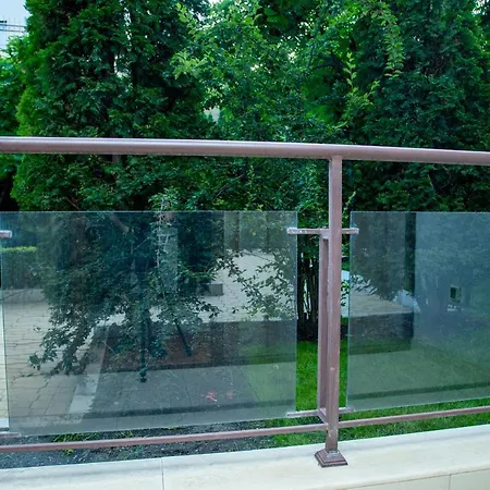 Helios In A Complex In St By Flat Mаnаger